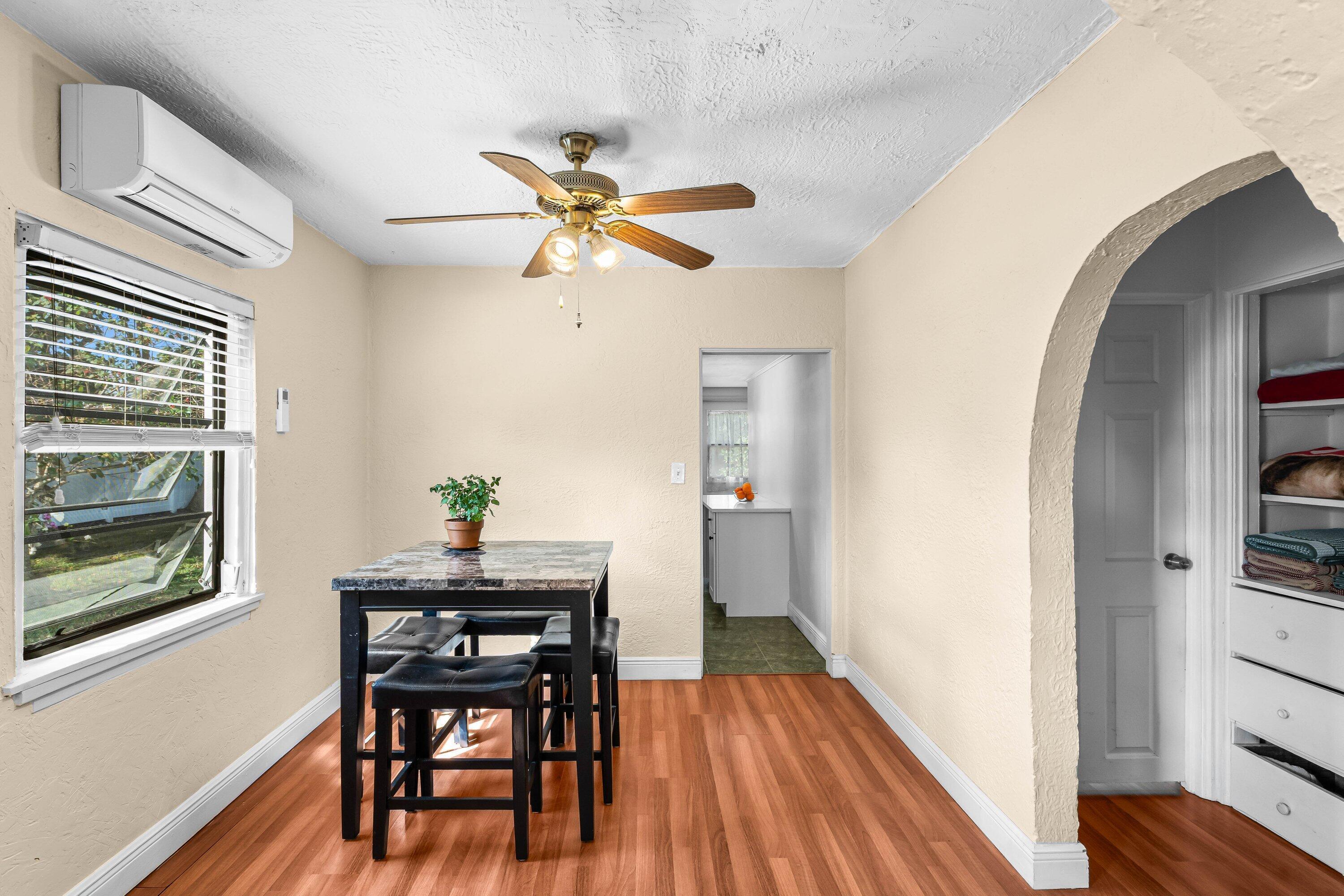 LAKE WORTH TOWN OF ADD 1 - Residential Lease