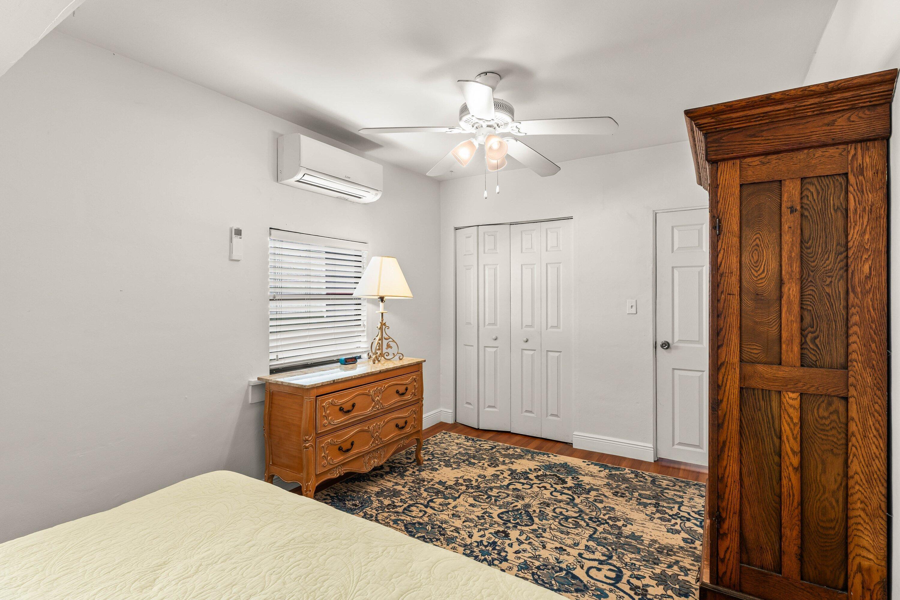 LAKE WORTH TOWN OF ADD 1 - Residential Lease