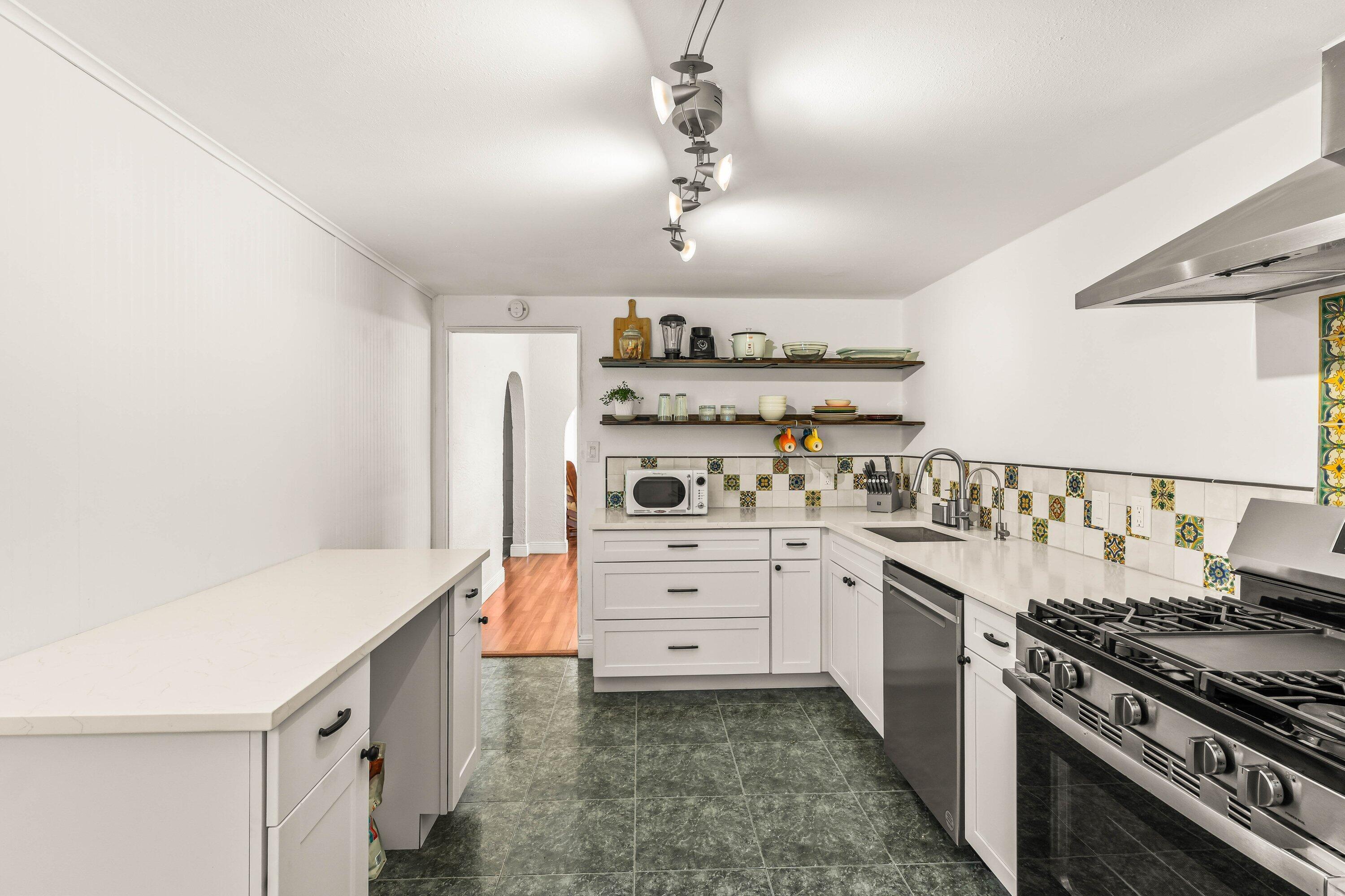 LAKE WORTH TOWN OF ADD 1 - Residential Lease