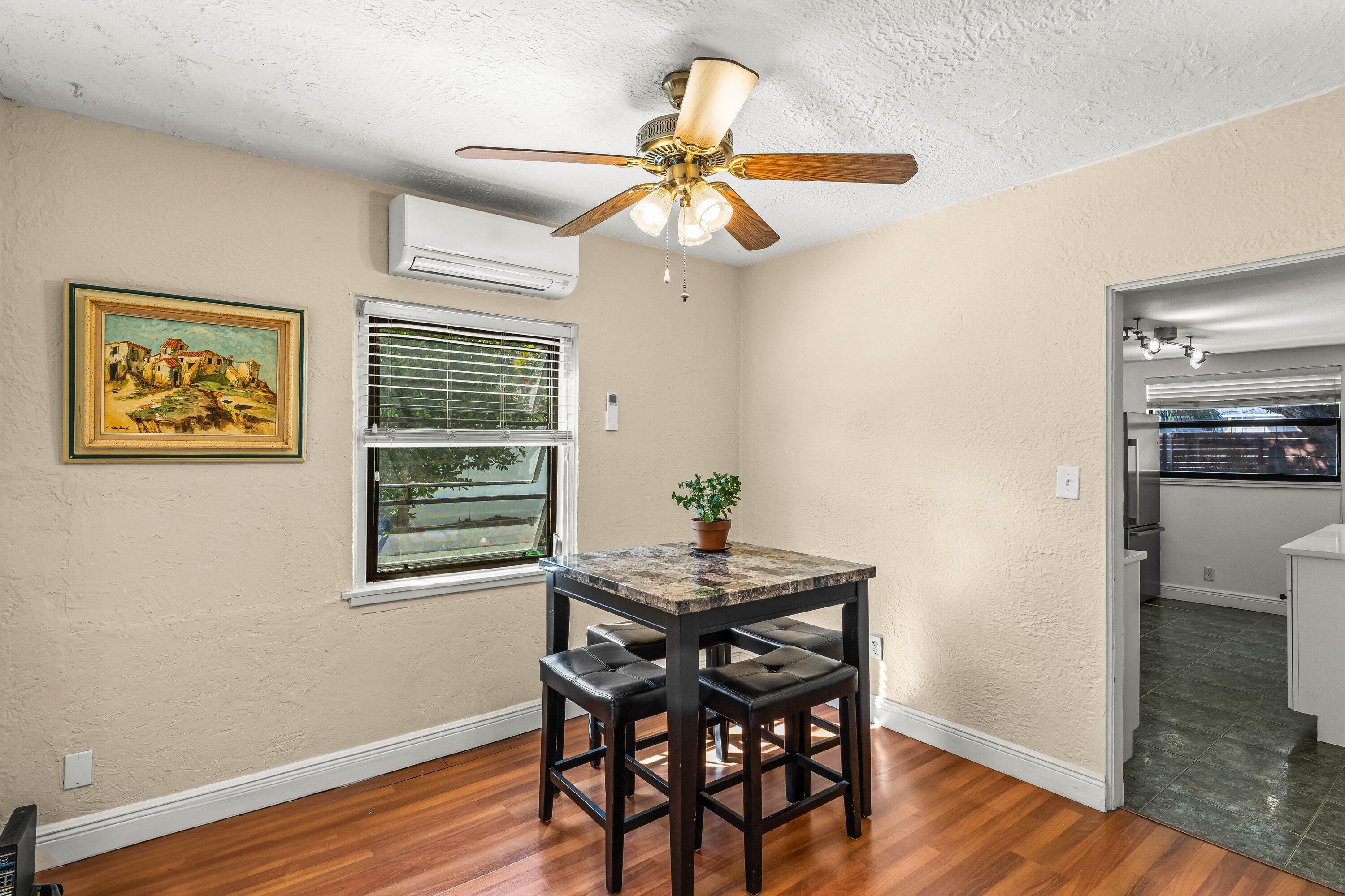 LAKE WORTH TOWN OF ADD 1 - Residential Lease