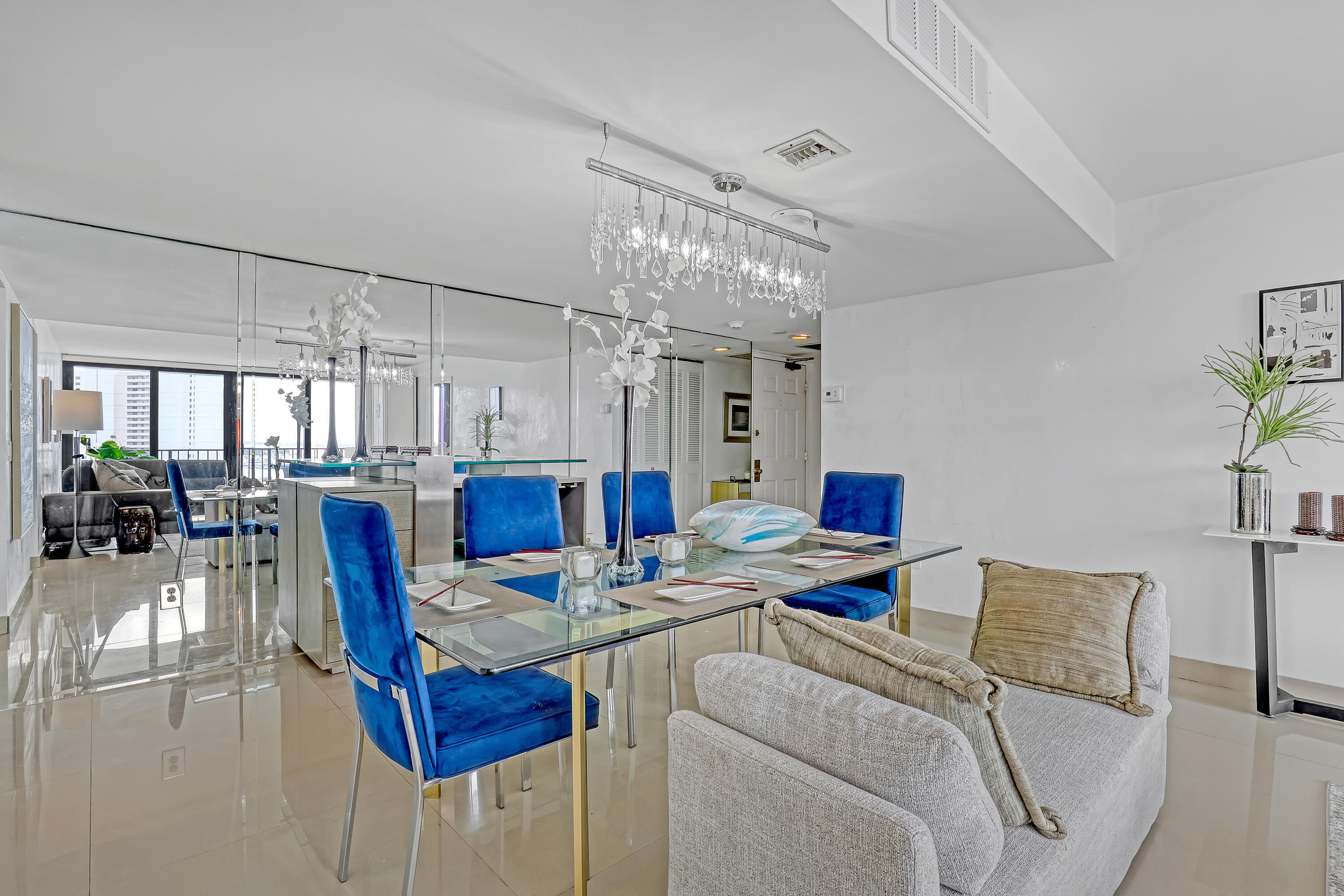 PALM BEACH HOUSE CONDO - Residential Lease