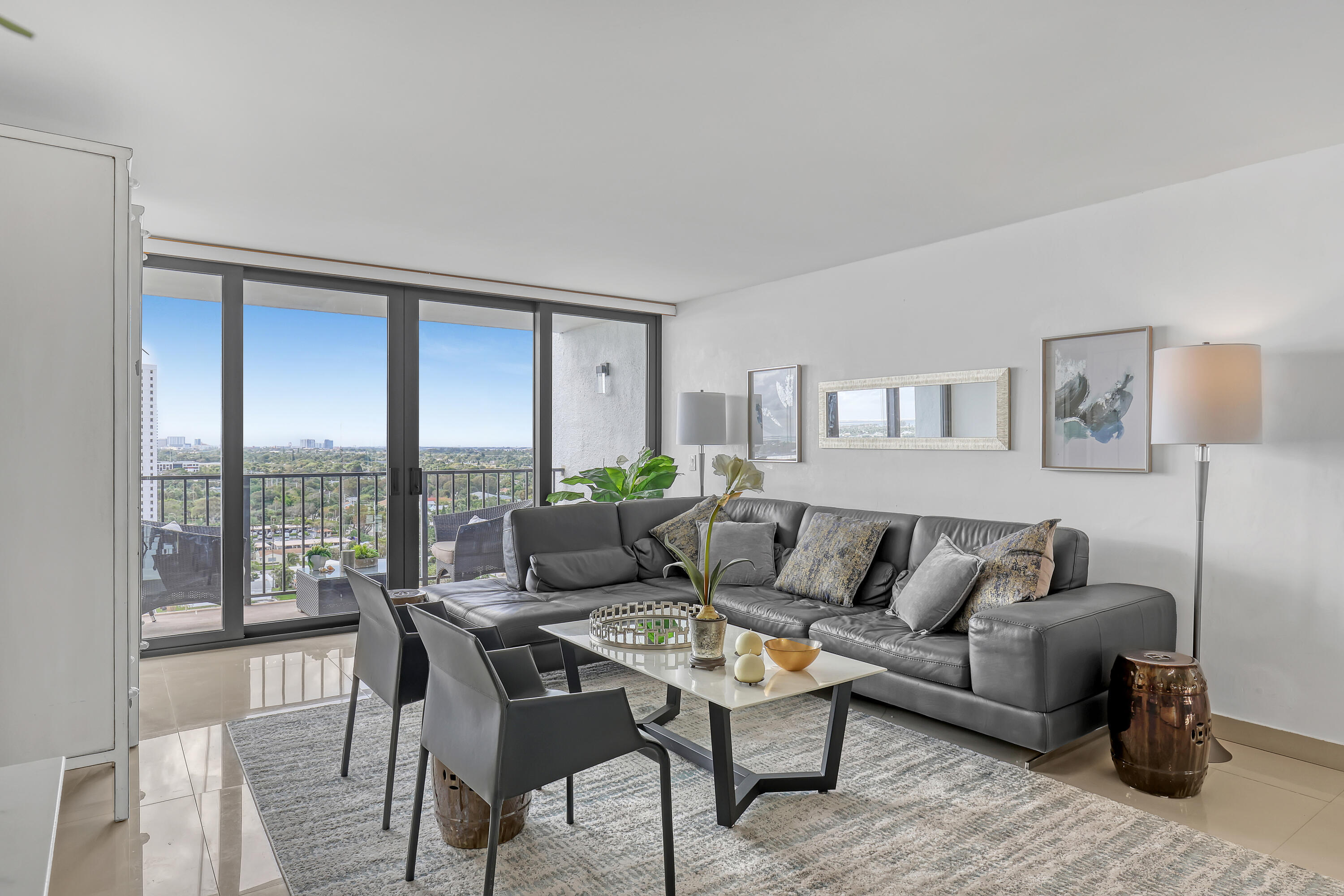 PALM BEACH HOUSE CONDO - Residential Lease