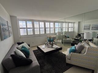 PALM BEACH HOUSE CONDO - Residential Lease