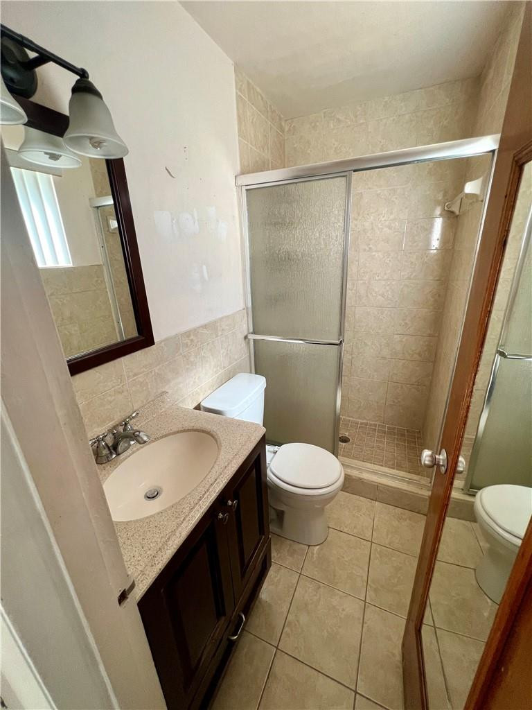Driftwood Plaza 3 53-13 B - Residential