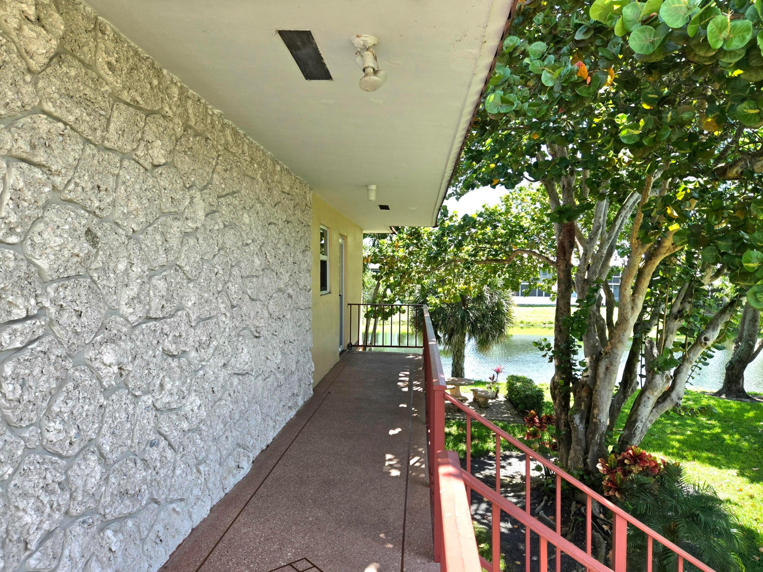 CENTURY VILLAGE WPB - Residential