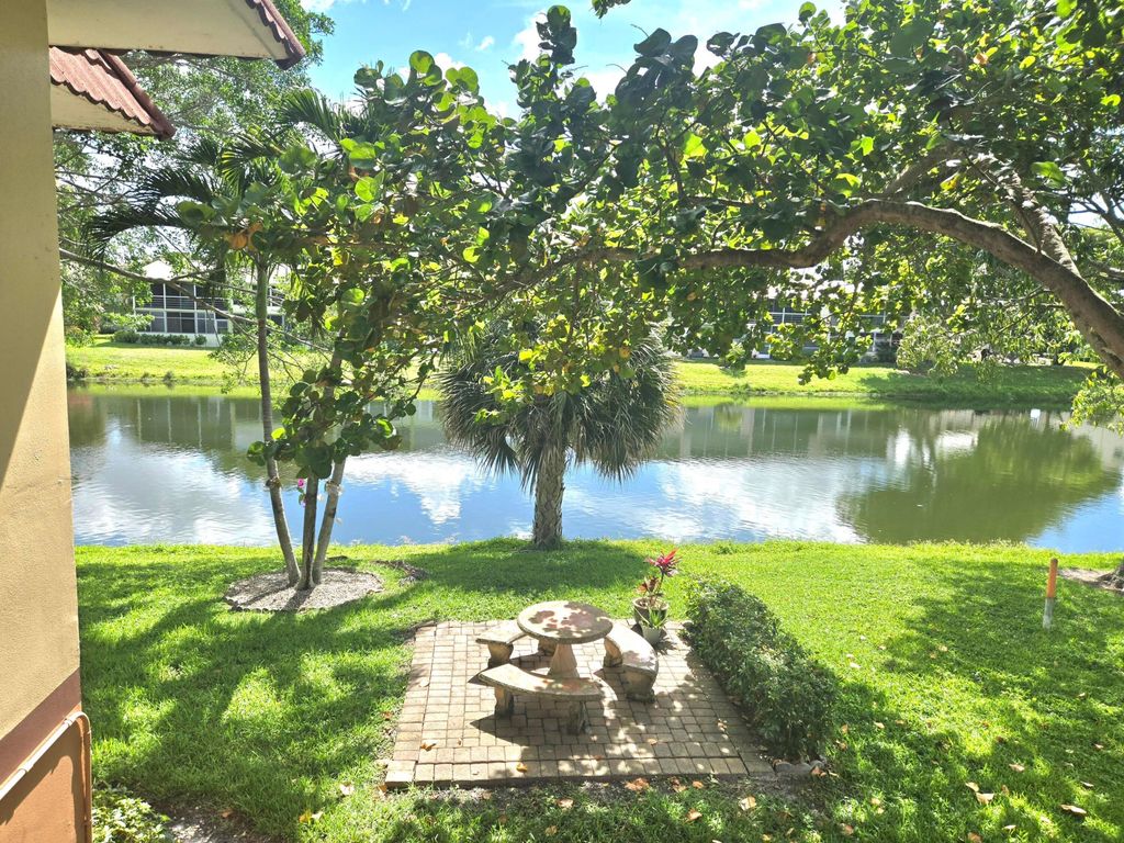 Photo of 209 Oxford 100 #209, West Palm Beach, FL 33417 (MLS # B26032077)