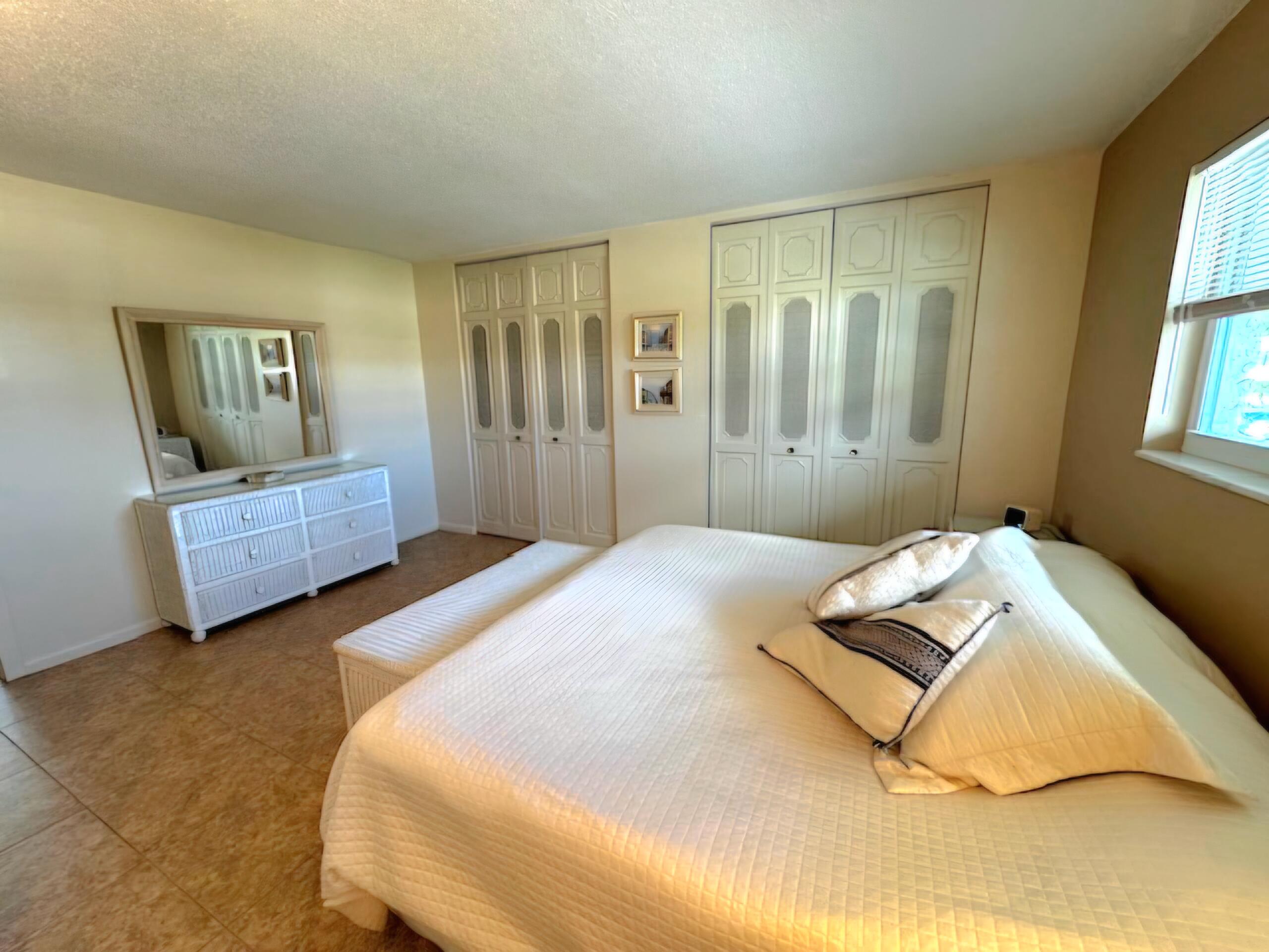 CENTURY VILLAGE WPB - Residential