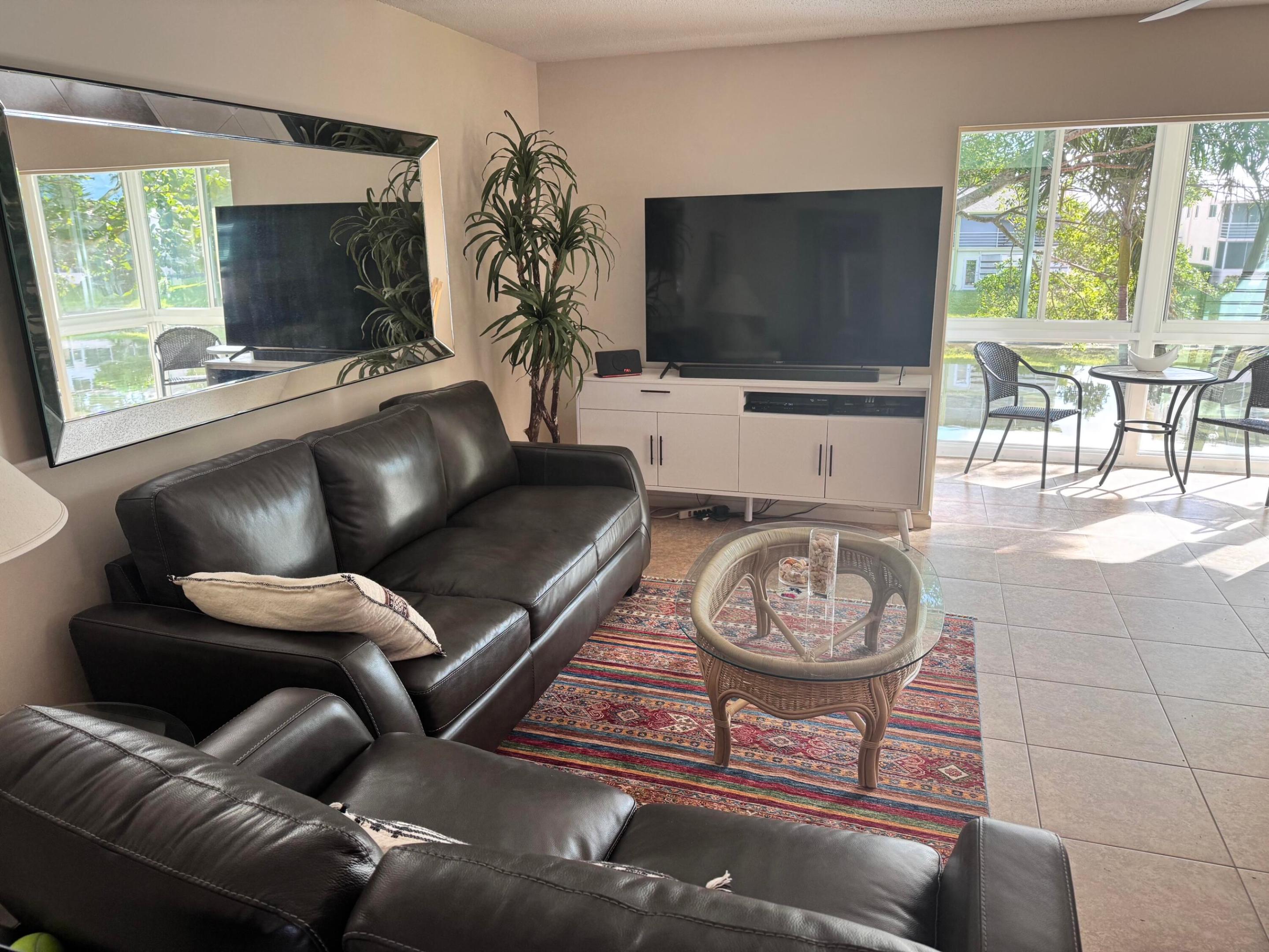 CENTURY VILLAGE WPB - Residential