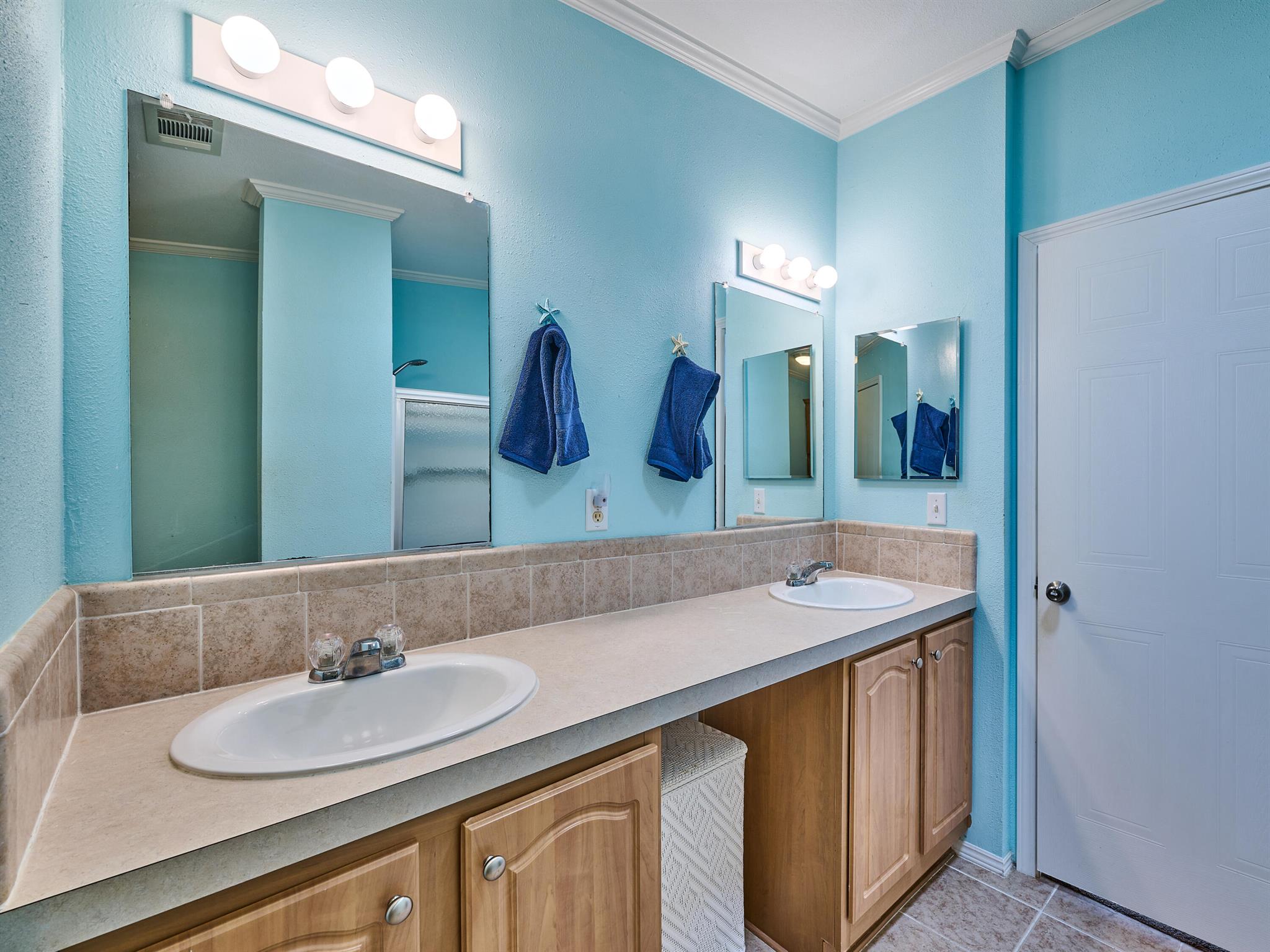 Pinelake Gardens & Estate - Residential