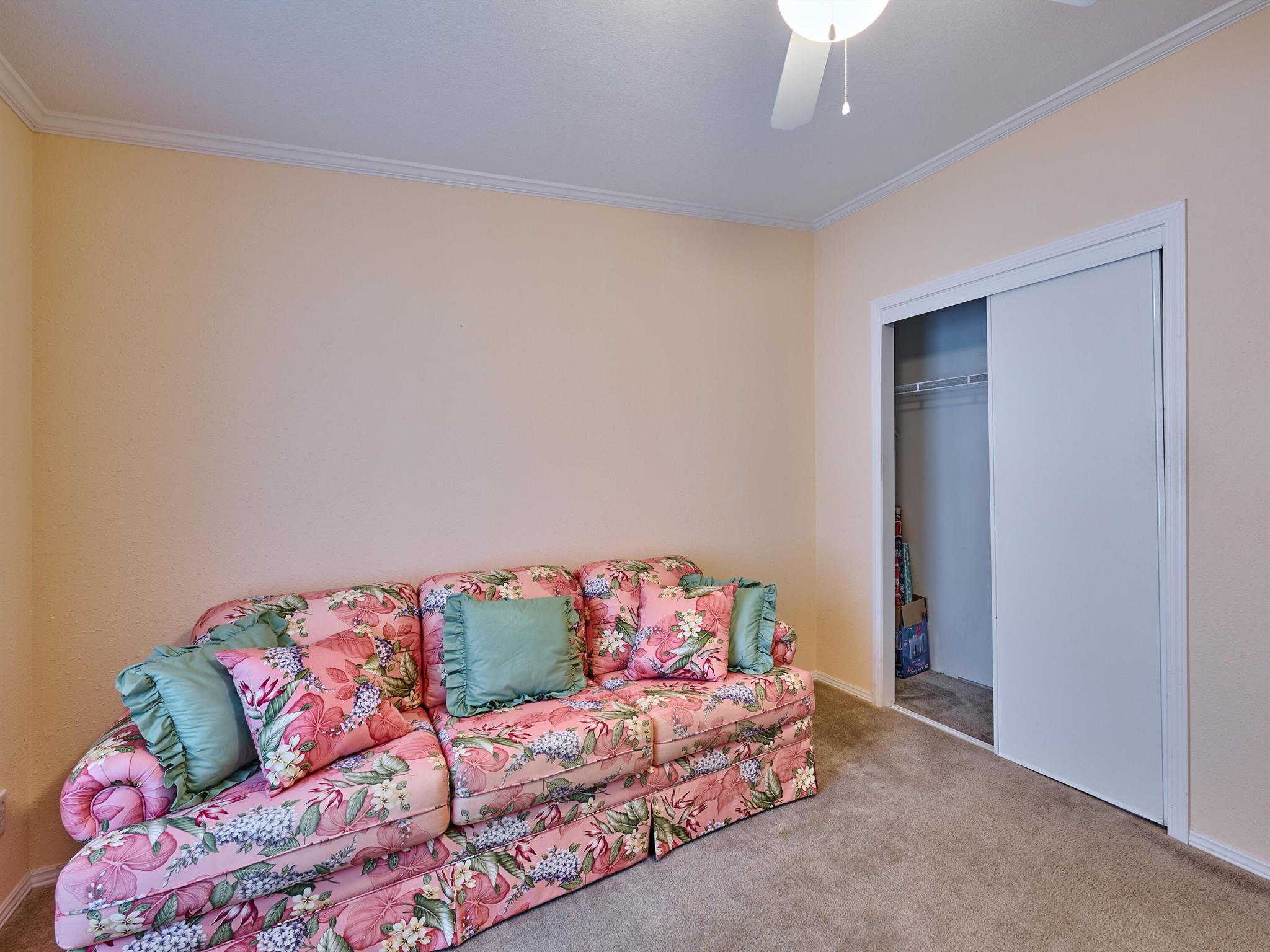 Pinelake Gardens & Estate - Residential