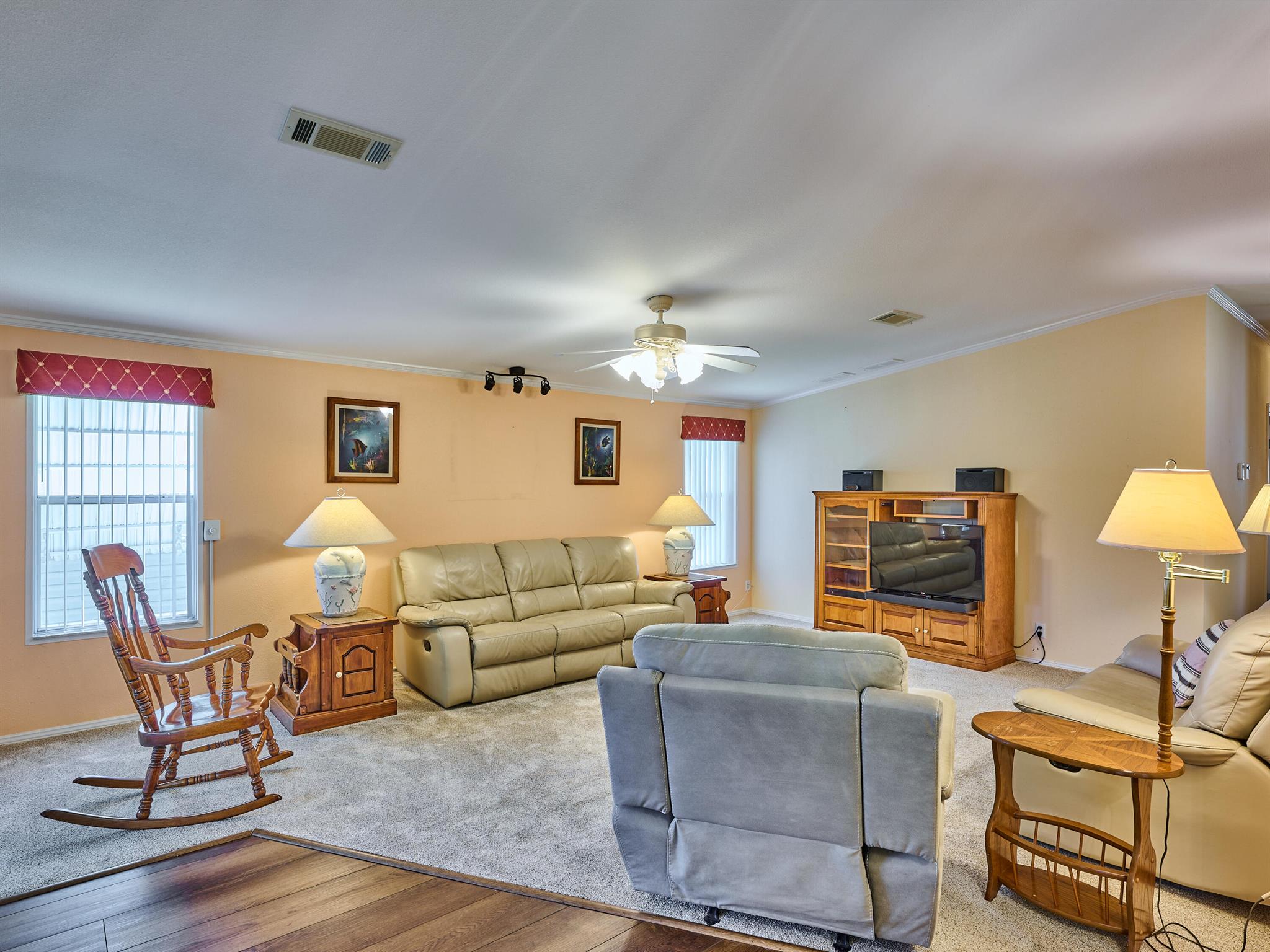 Pinelake Gardens & Estate - Residential