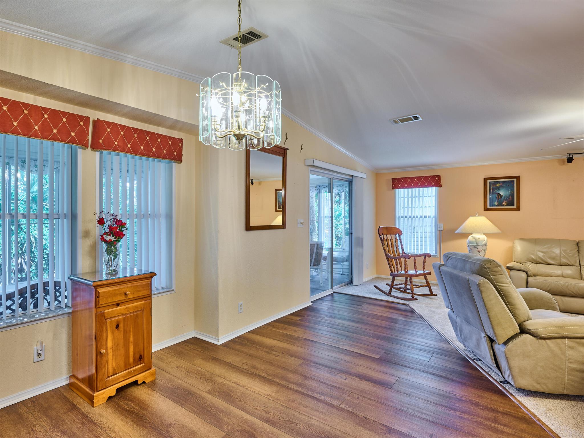 Pinelake Gardens & Estate - Residential