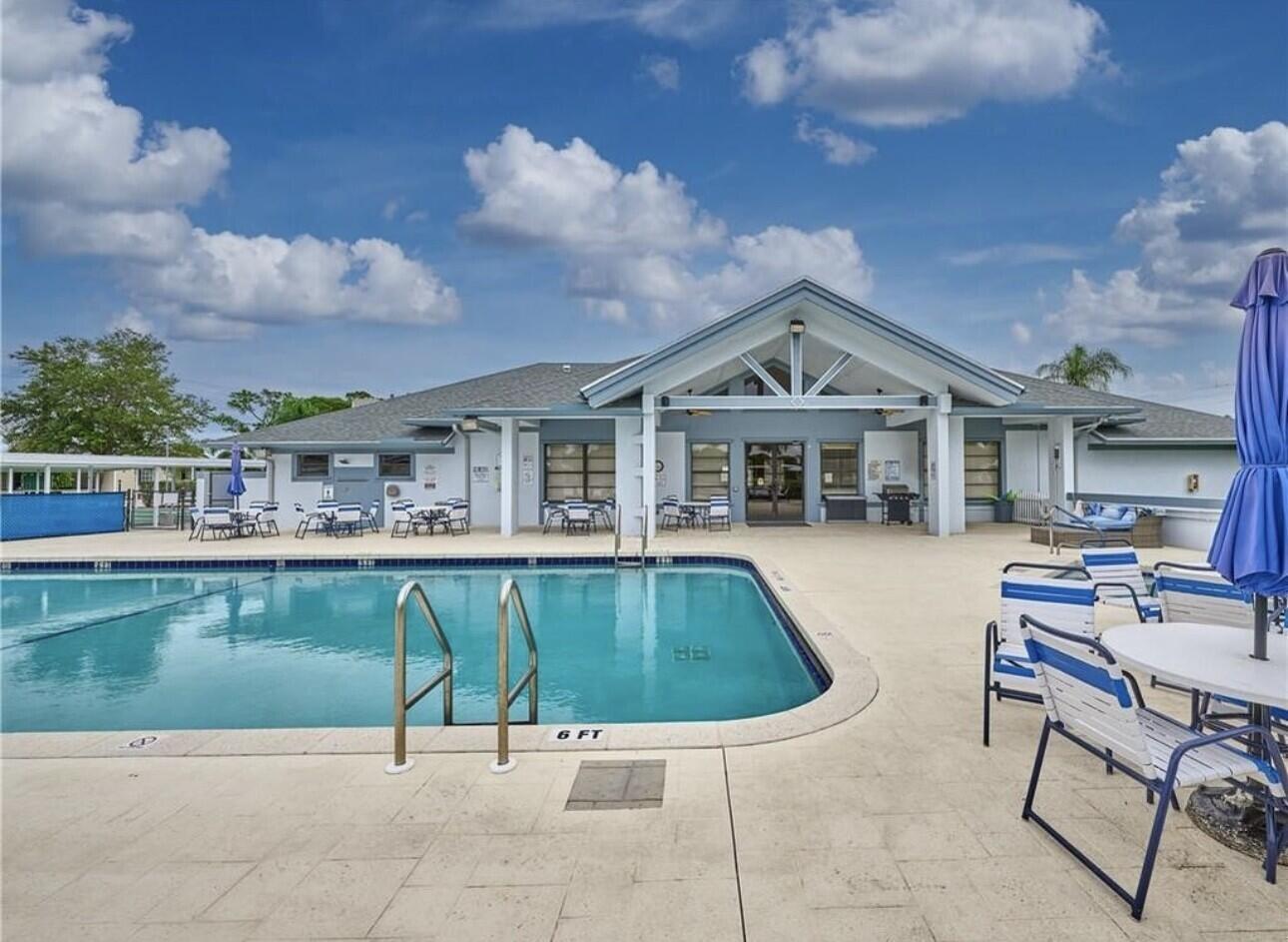 Pinelake Gardens & Estate - Residential