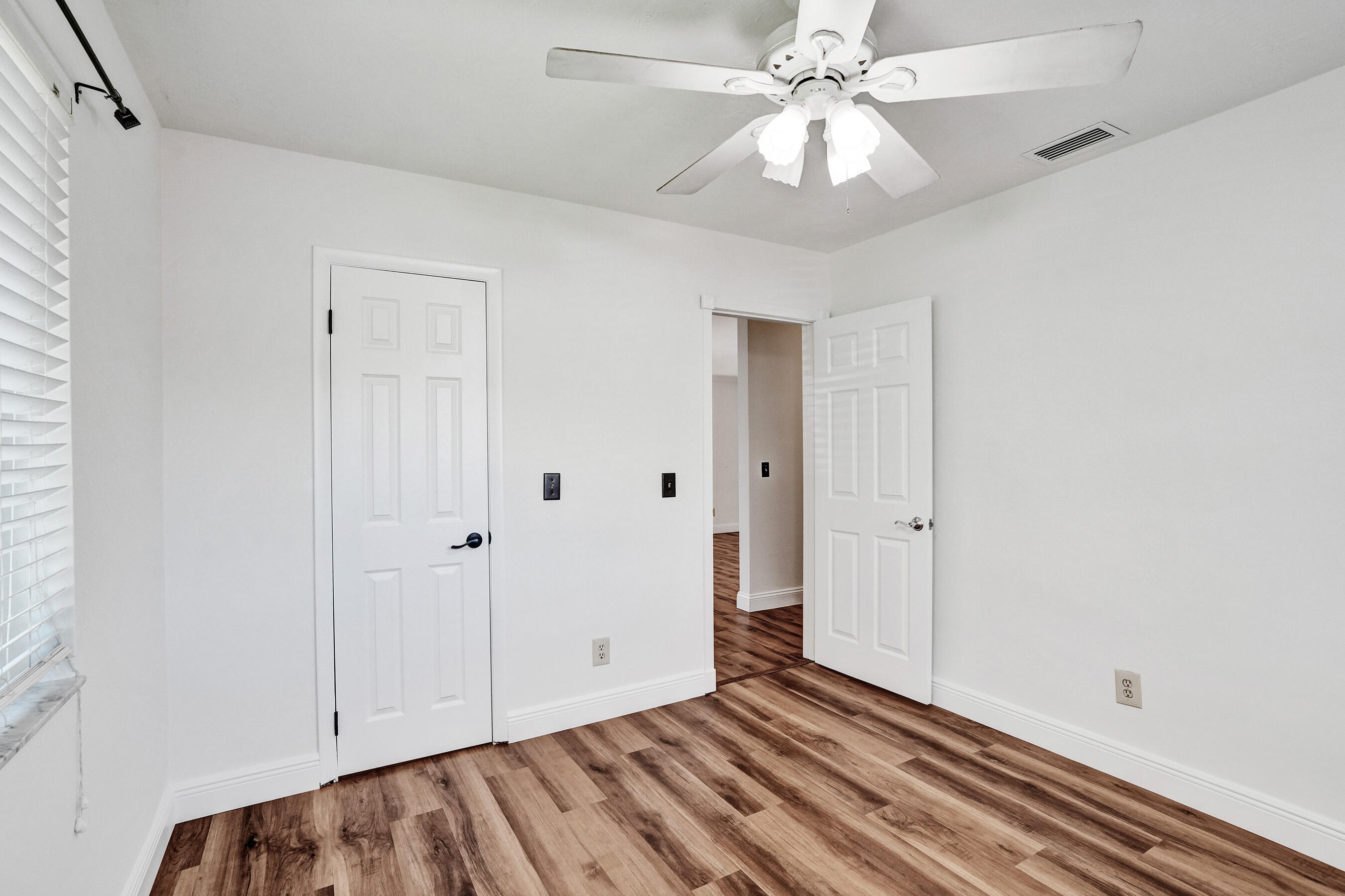 FLAMINGO GARDENS-BLACK OLIVE SEC - Residential