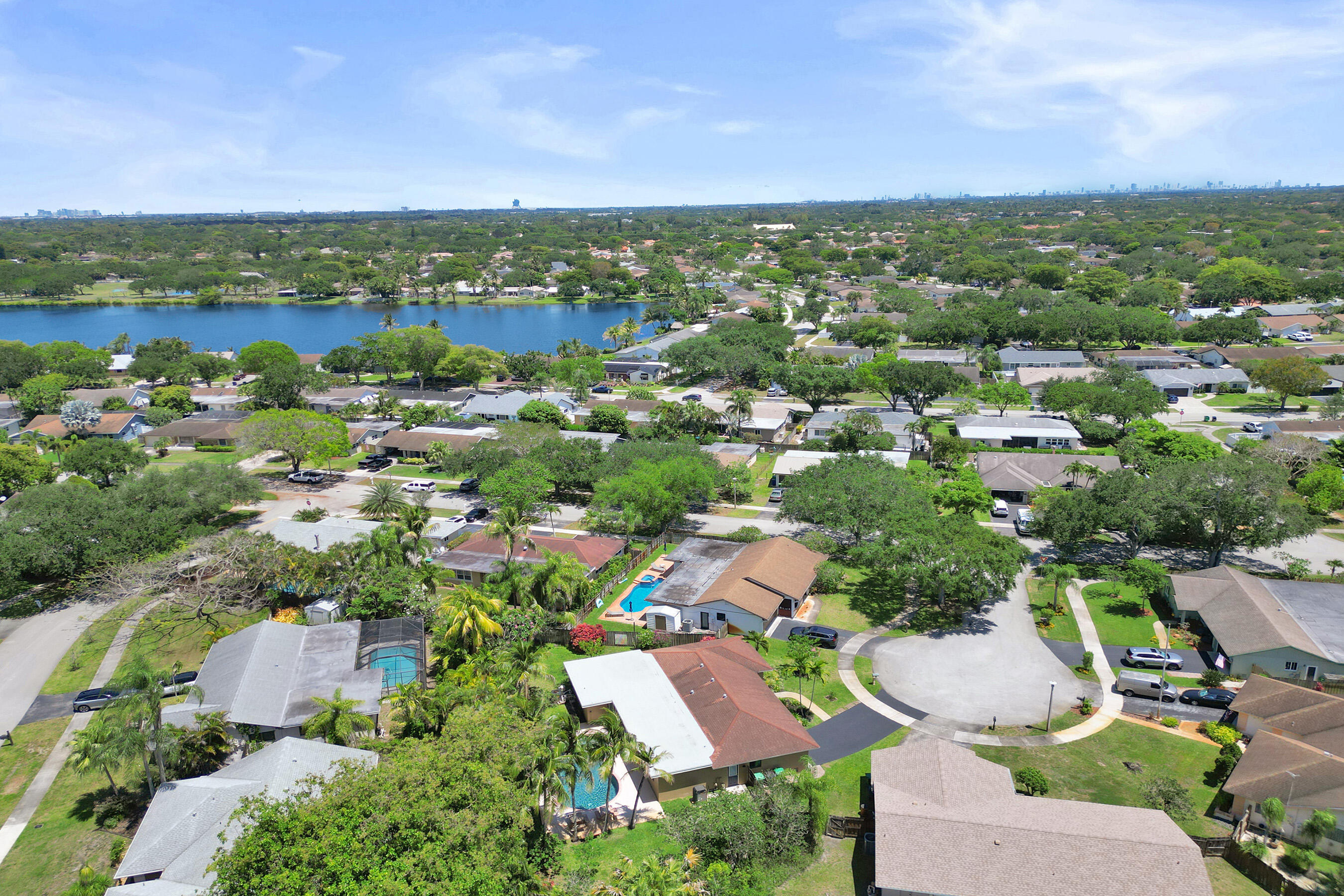 FLAMINGO GARDENS-BLACK OLIVE SEC - Residential