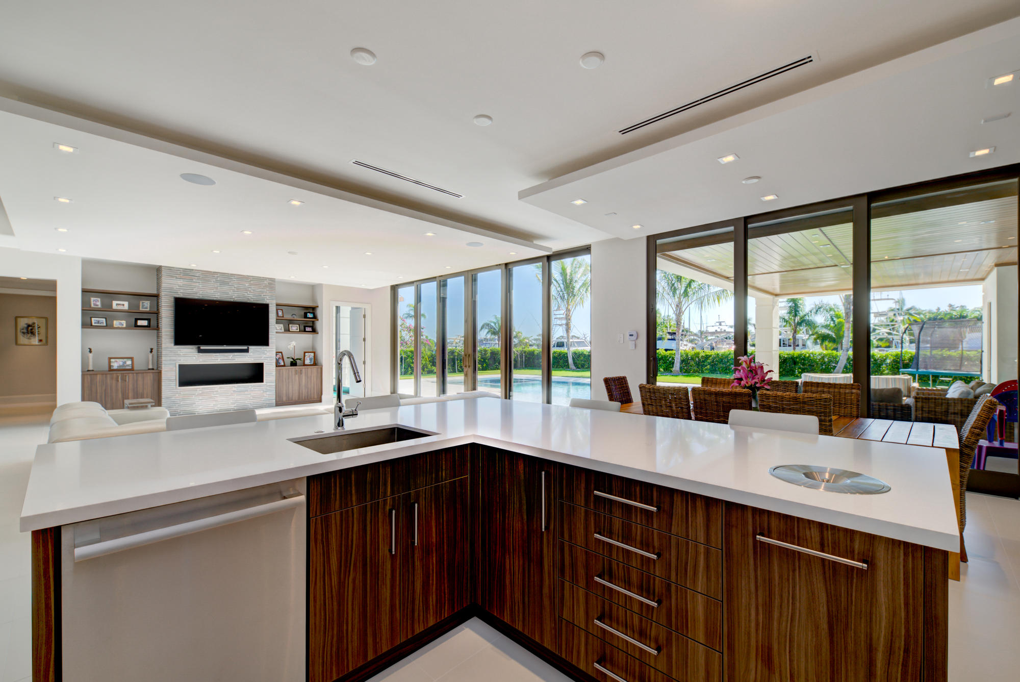 HARBOR PLACE - Residential