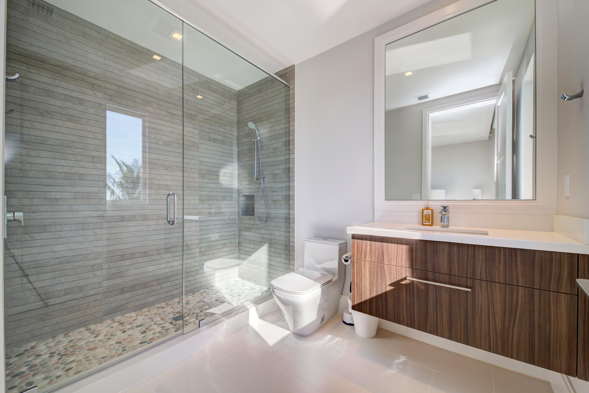 HARBOR PLACE - Residential