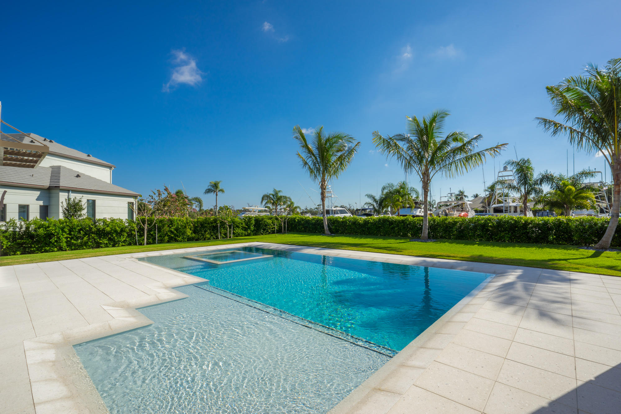 HARBOR PLACE - Residential