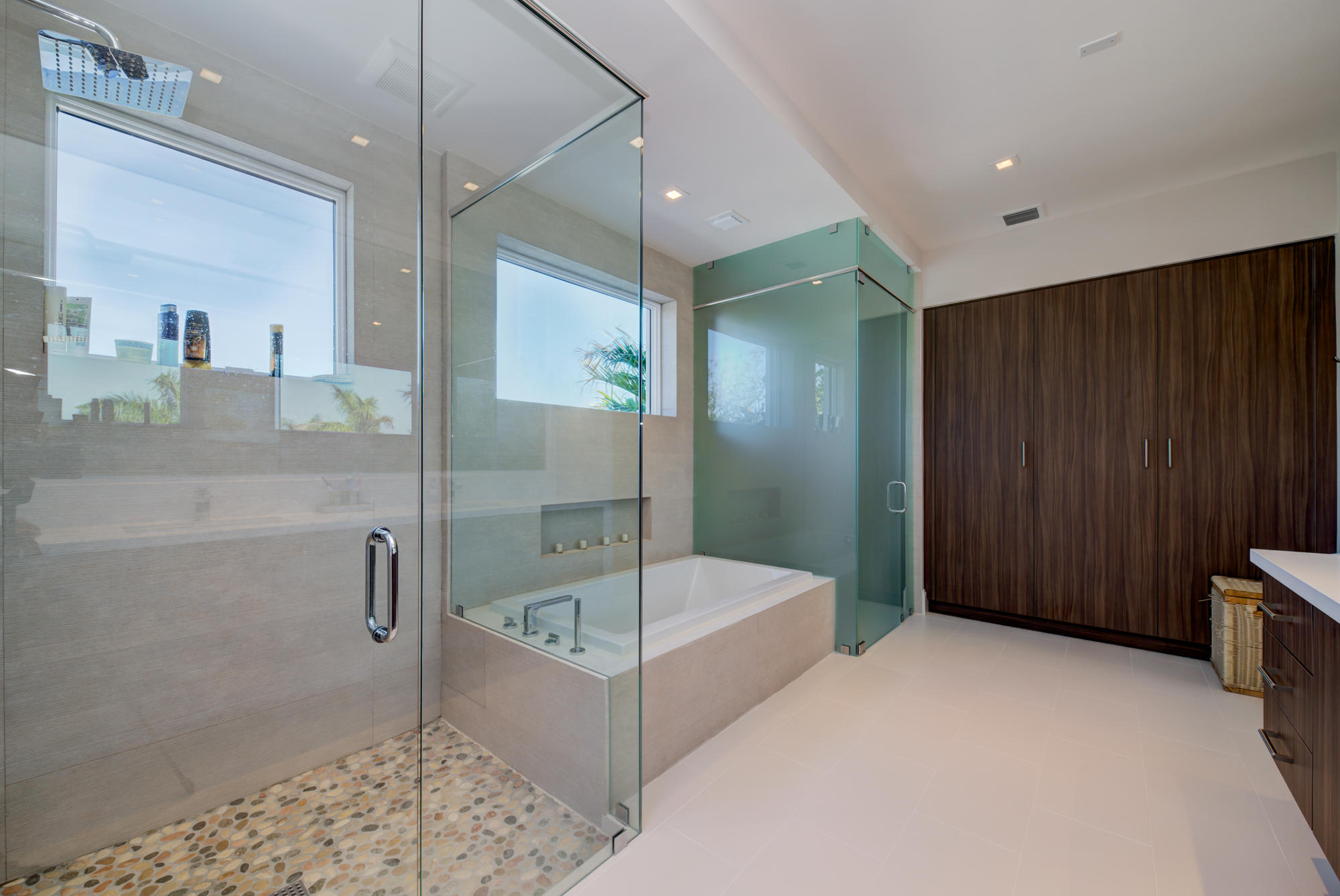 HARBOR PLACE - Residential