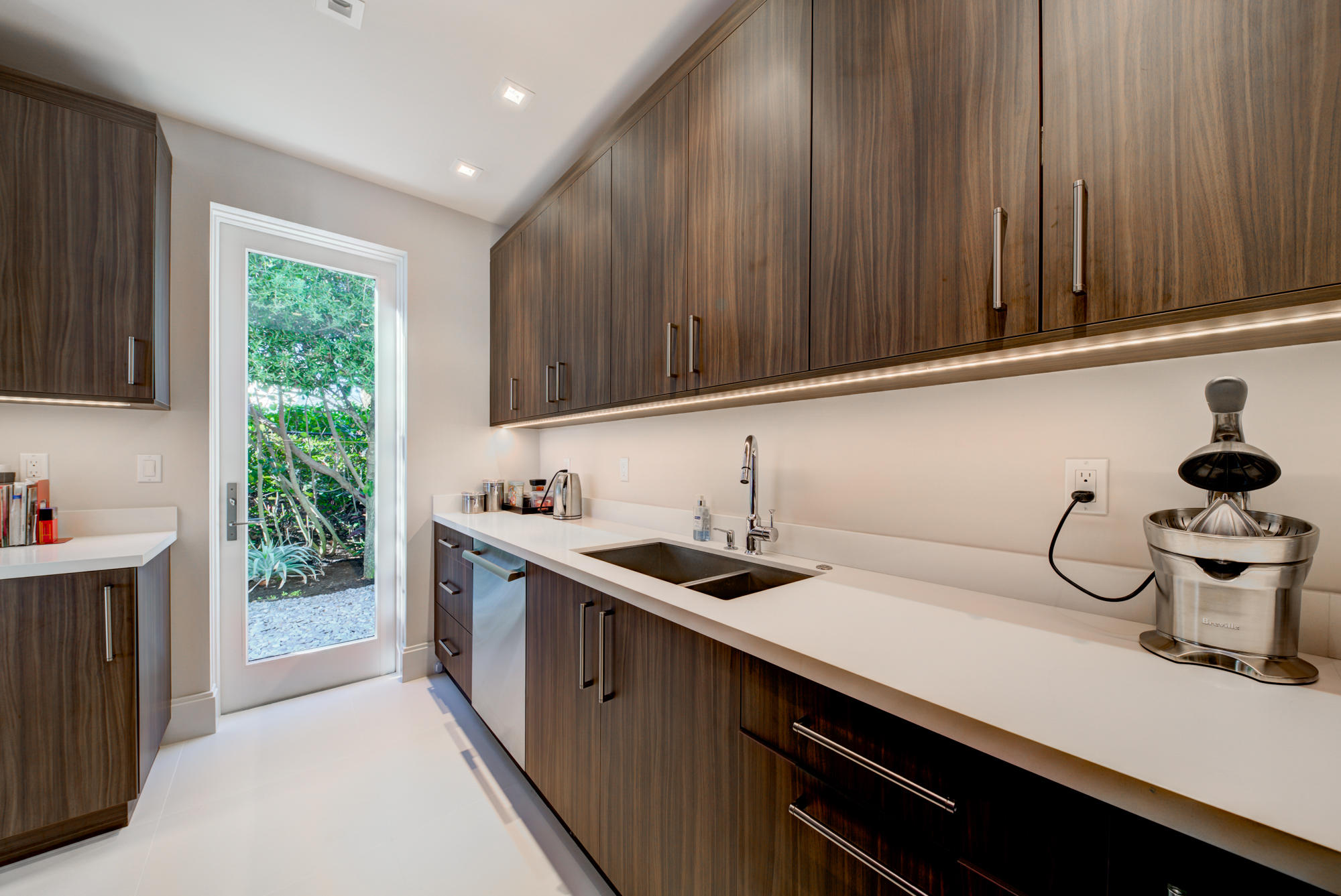 HARBOR PLACE - Residential