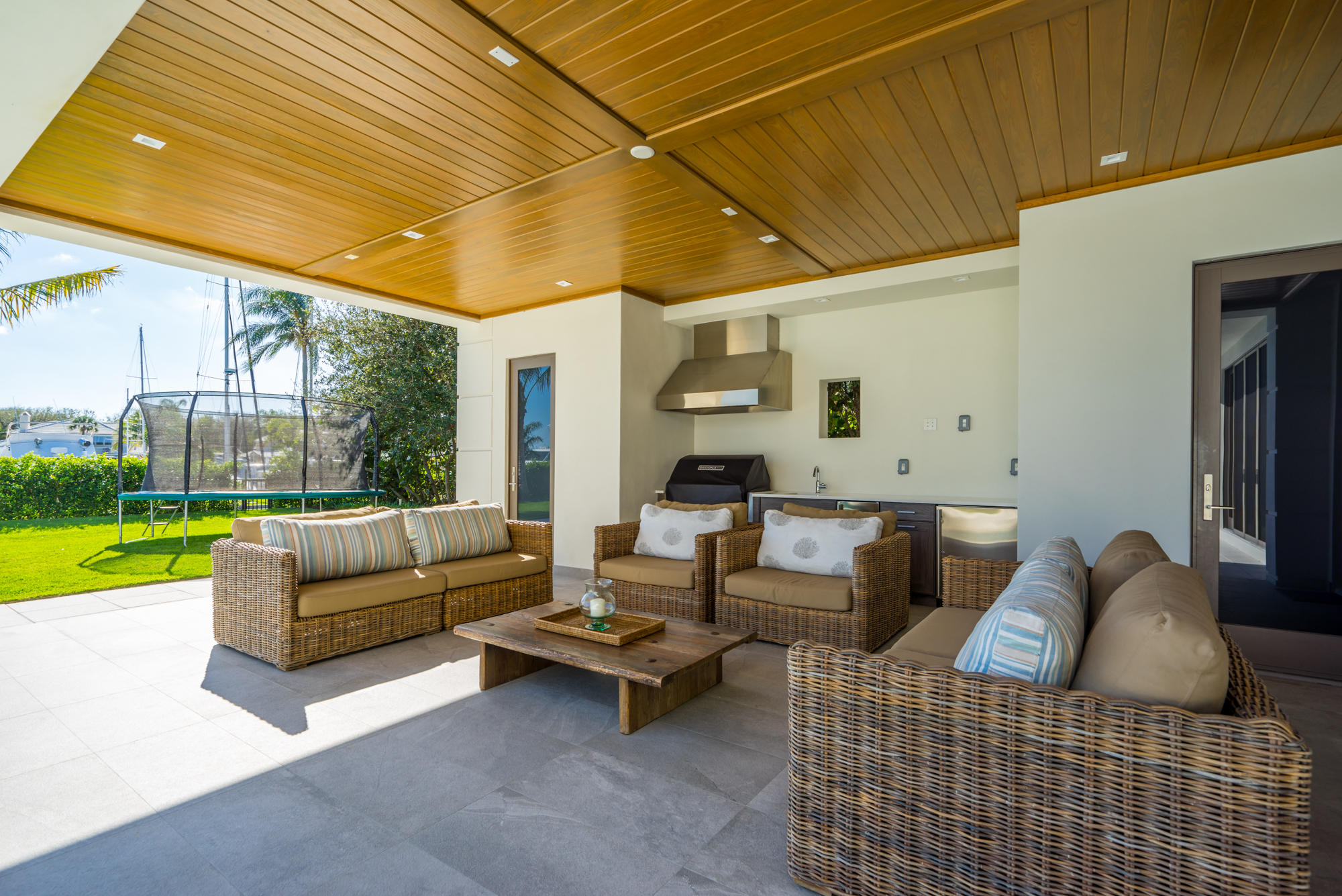 HARBOR PLACE - Residential