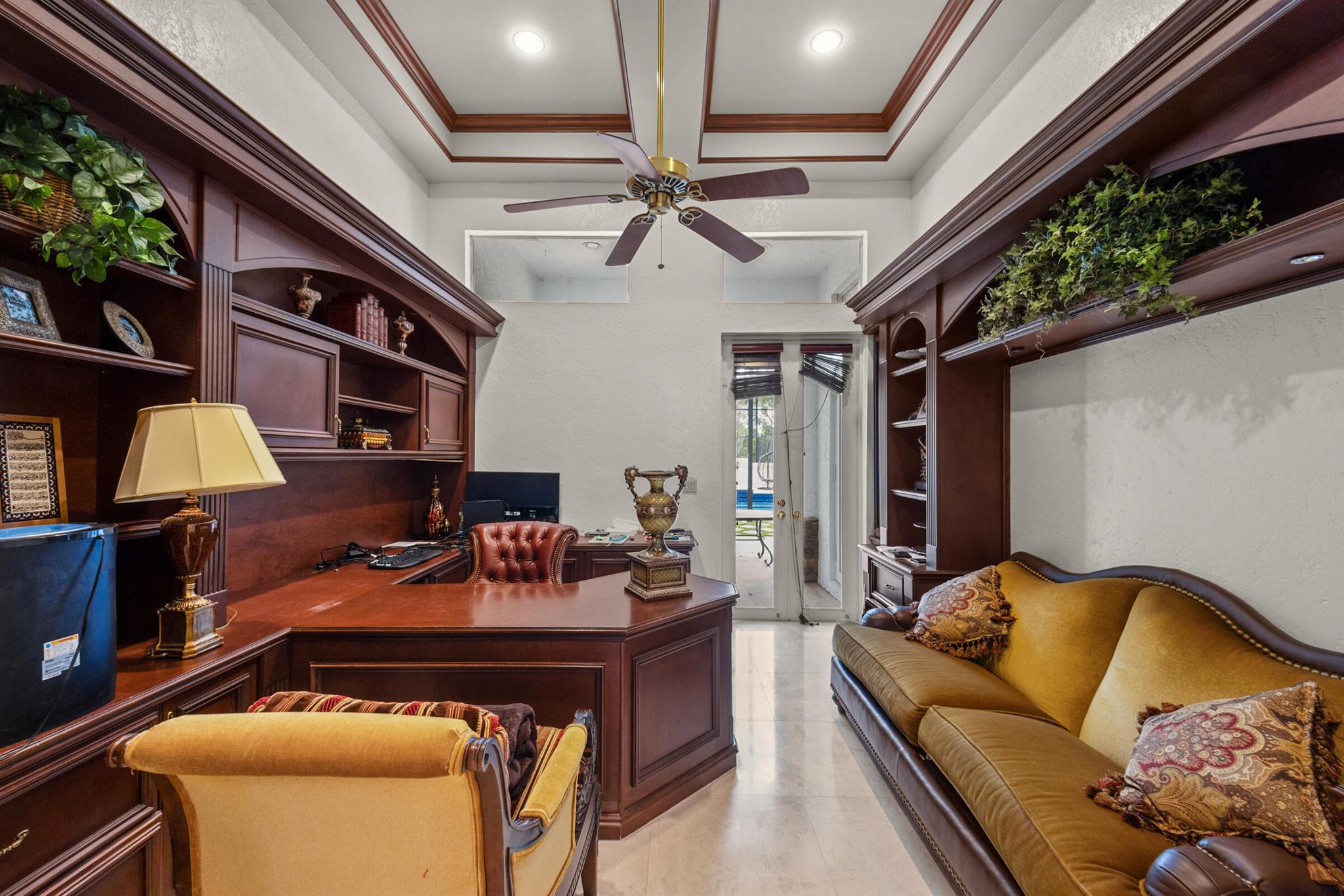 TIERRA DEL REY - Residential Lease