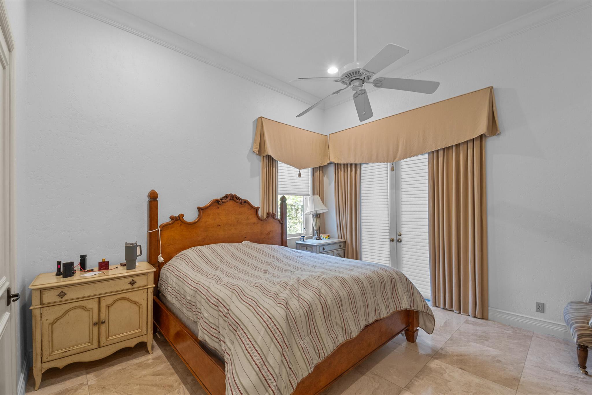 TIERRA DEL REY - Residential Lease