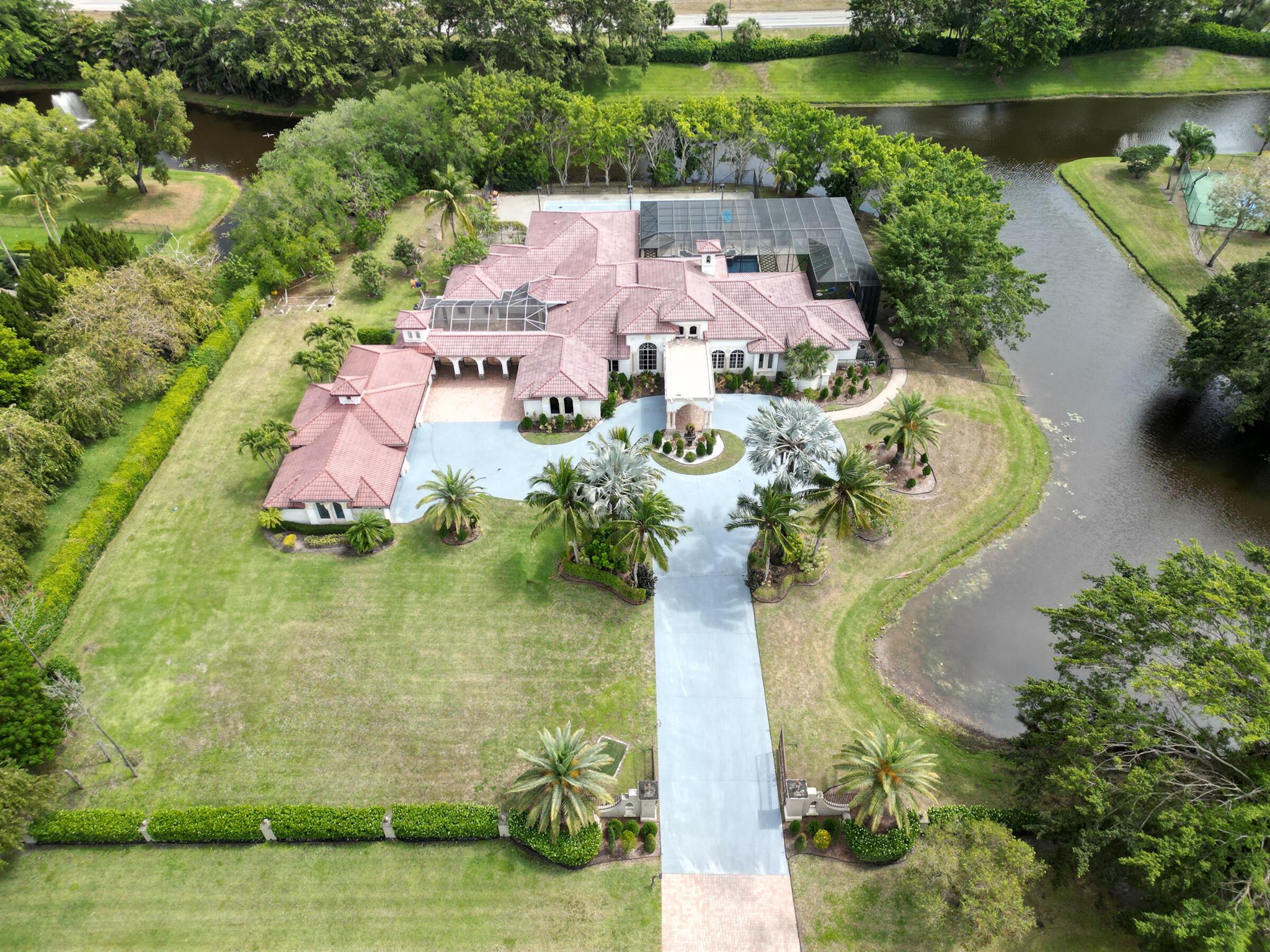 TIERRA DEL REY - Residential Lease