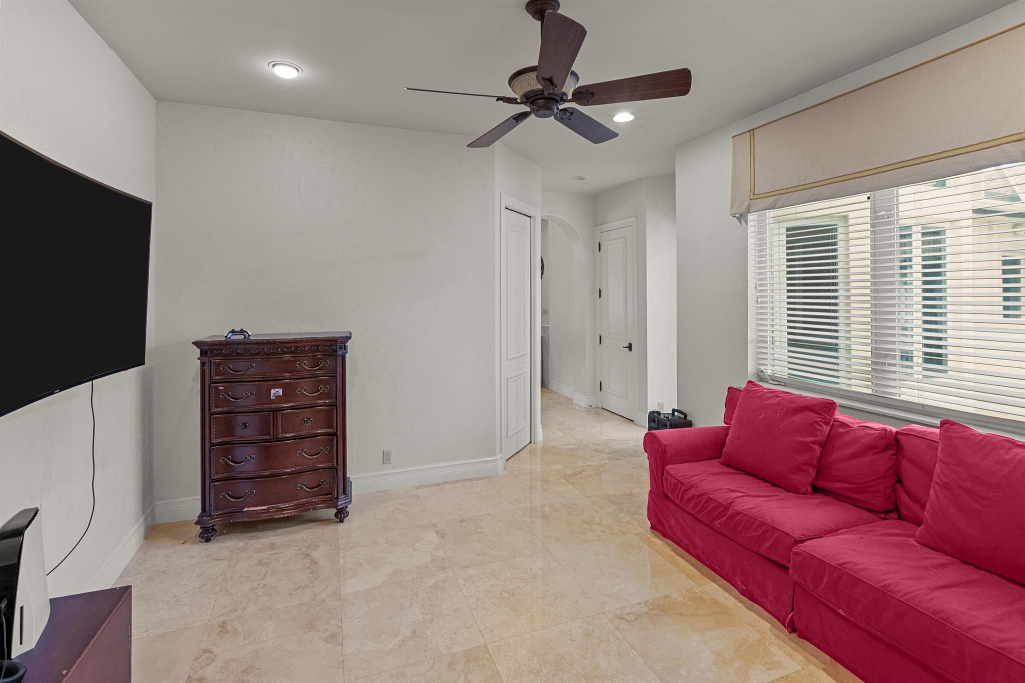 TIERRA DEL REY - Residential Lease
