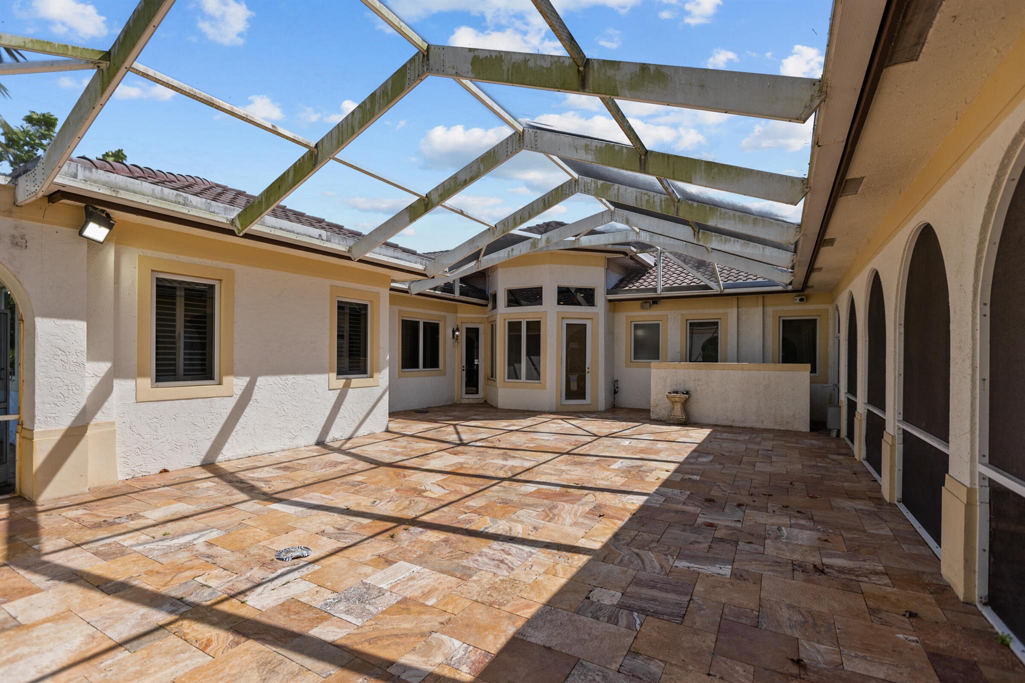 TIERRA DEL REY - Residential Lease