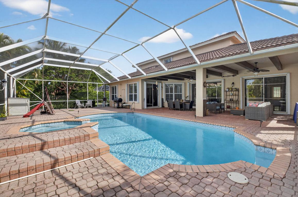 The Estates of Boynton Waters - Residential Lease