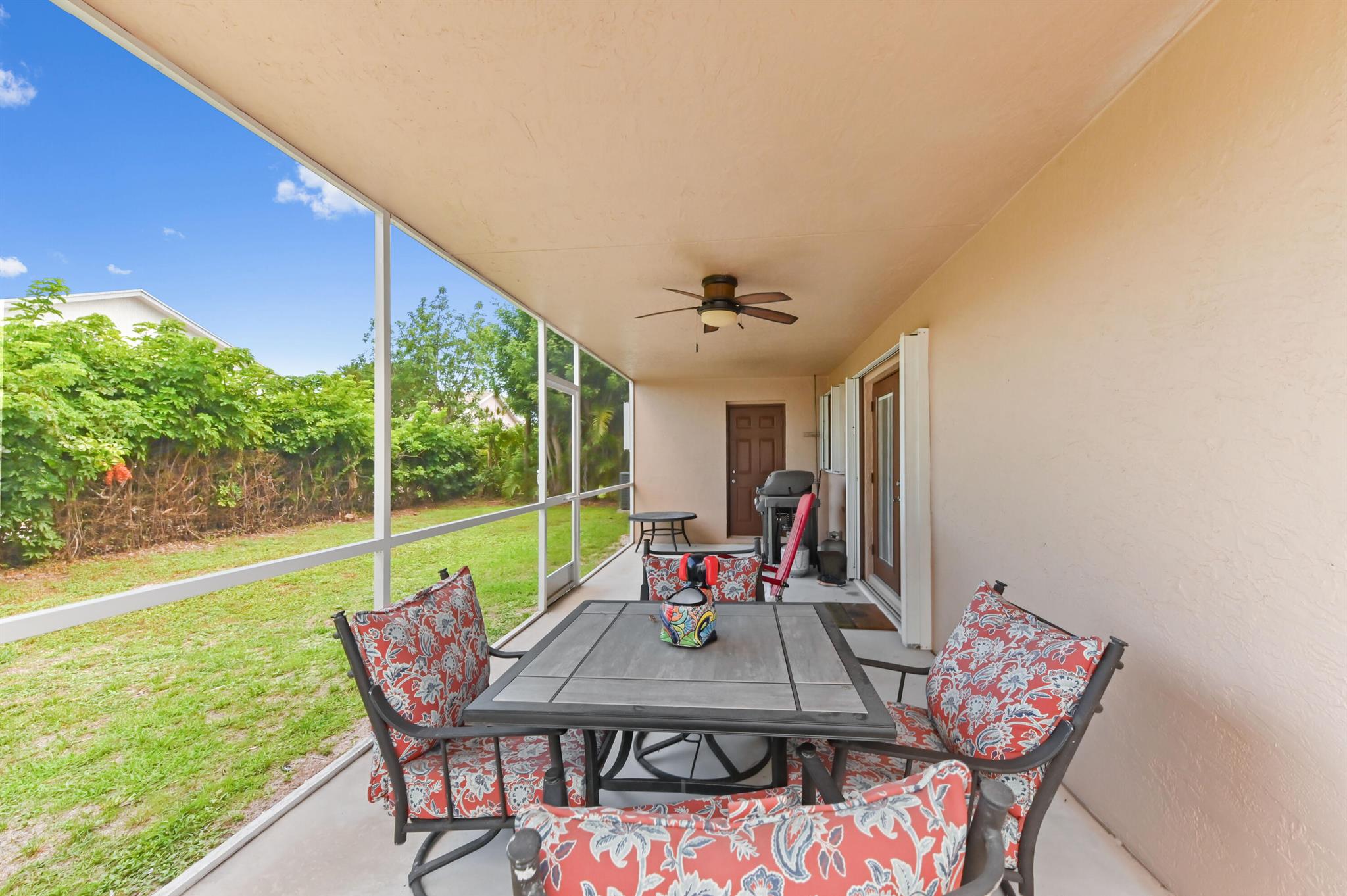 OLIVE TREE - Residential