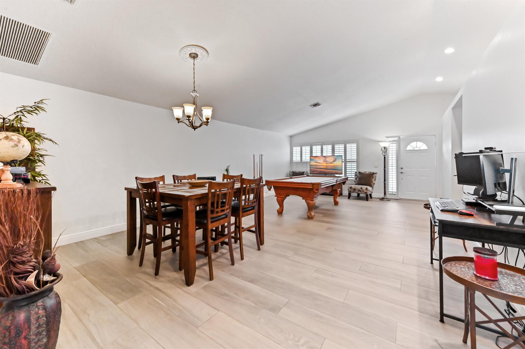 OLIVE TREE - Residential