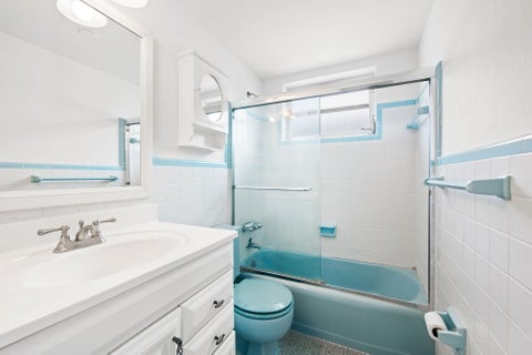 Tiny photo for 2748 NE 28th Avenue #20, Lighthouse Point, FL 33064 (MLS # B26045211)