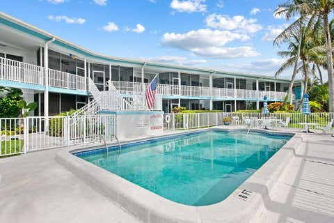 Tiny photo for 2748 NE 28th Avenue #20, Lighthouse Point, FL 33064 (MLS # B26045211)