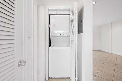Tiny photo for 2748 NE 28th Avenue #20, Lighthouse Point, FL 33064 (MLS # B26045211)
