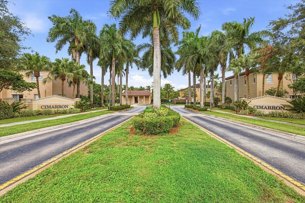 Photo of 8706 Blaze Court, Davie, FL 33328 (MLS # B26084302)