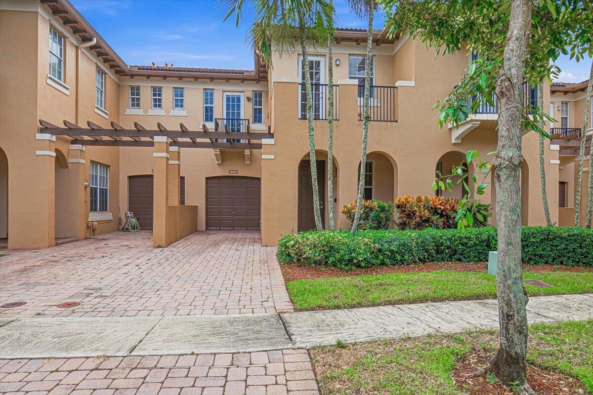 8706 Blaze Court