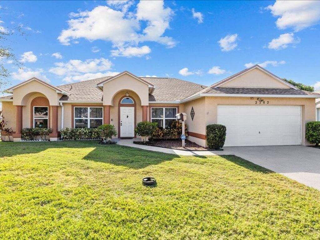 Photo of 2382 SE Melaleuca Boulevard, Port Saint Lucie, FL 34952 (MLS # R11143484)