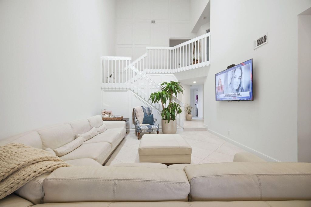Photo of 7798 La Mirada Drive, Boca Raton, FL 33433 (MLS # B26017079)