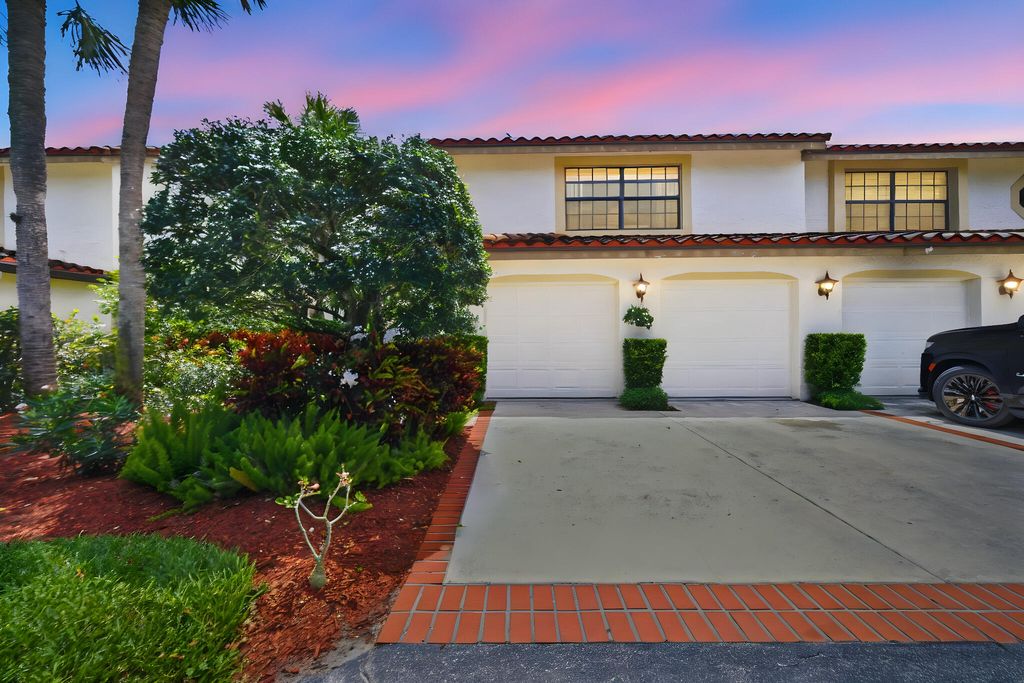Photo of 7798 La Mirada Drive, Boca Raton, FL 33433 (MLS # B26017079)