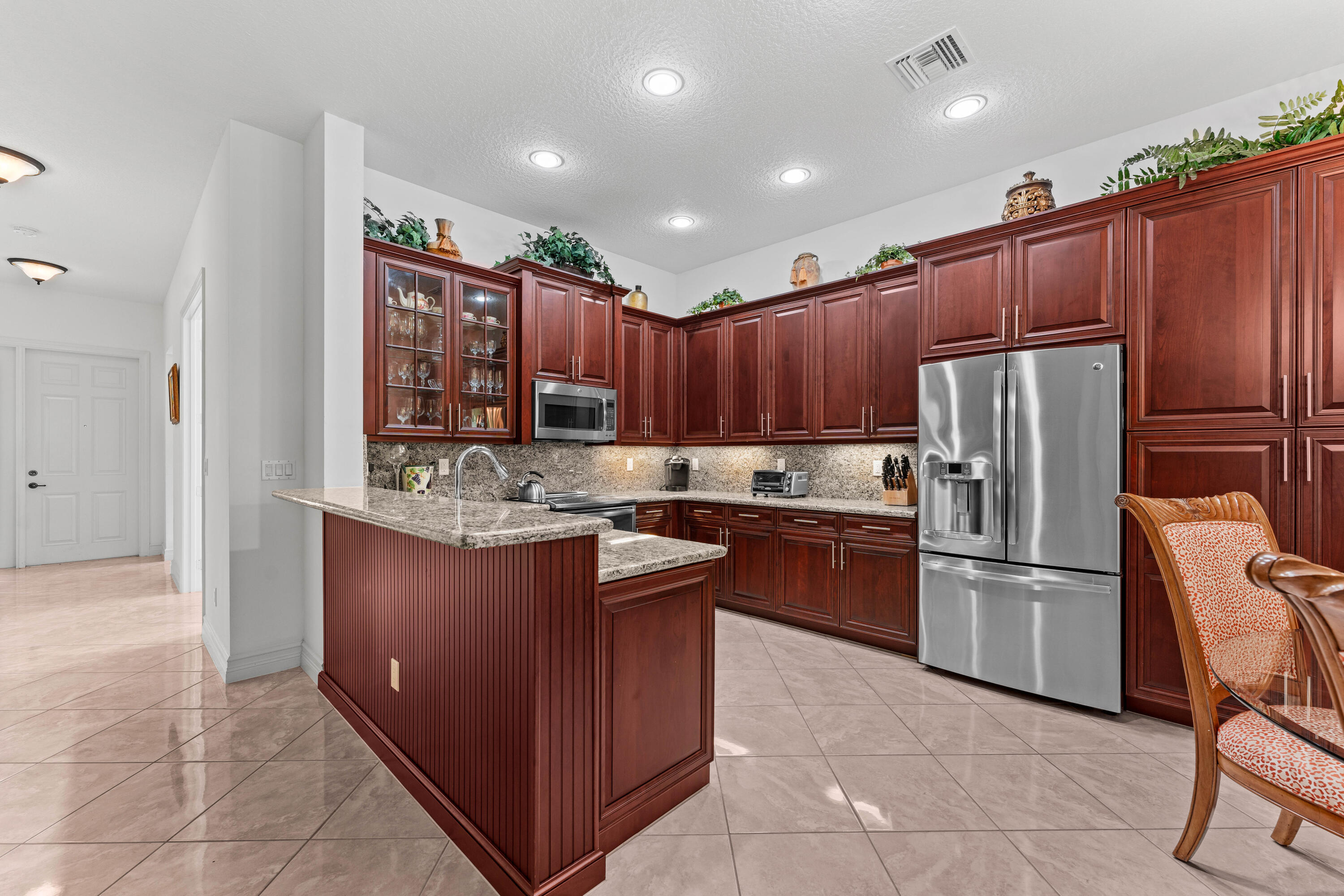 Valencia Cove - Residential