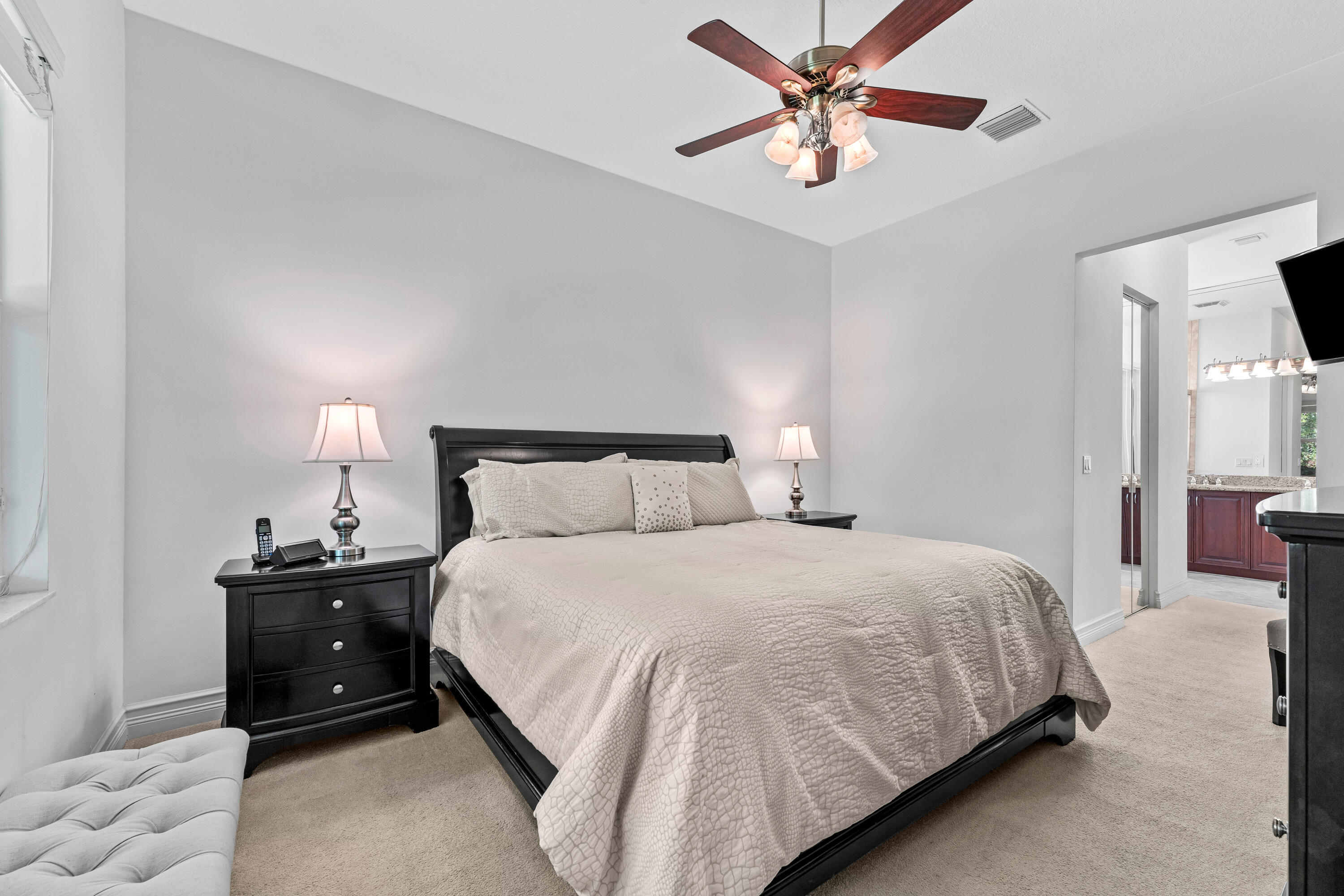 Valencia Cove - Residential