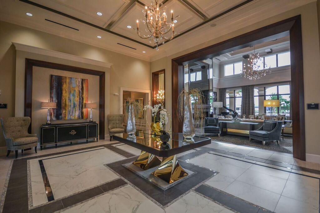 Valencia Cove - Residential