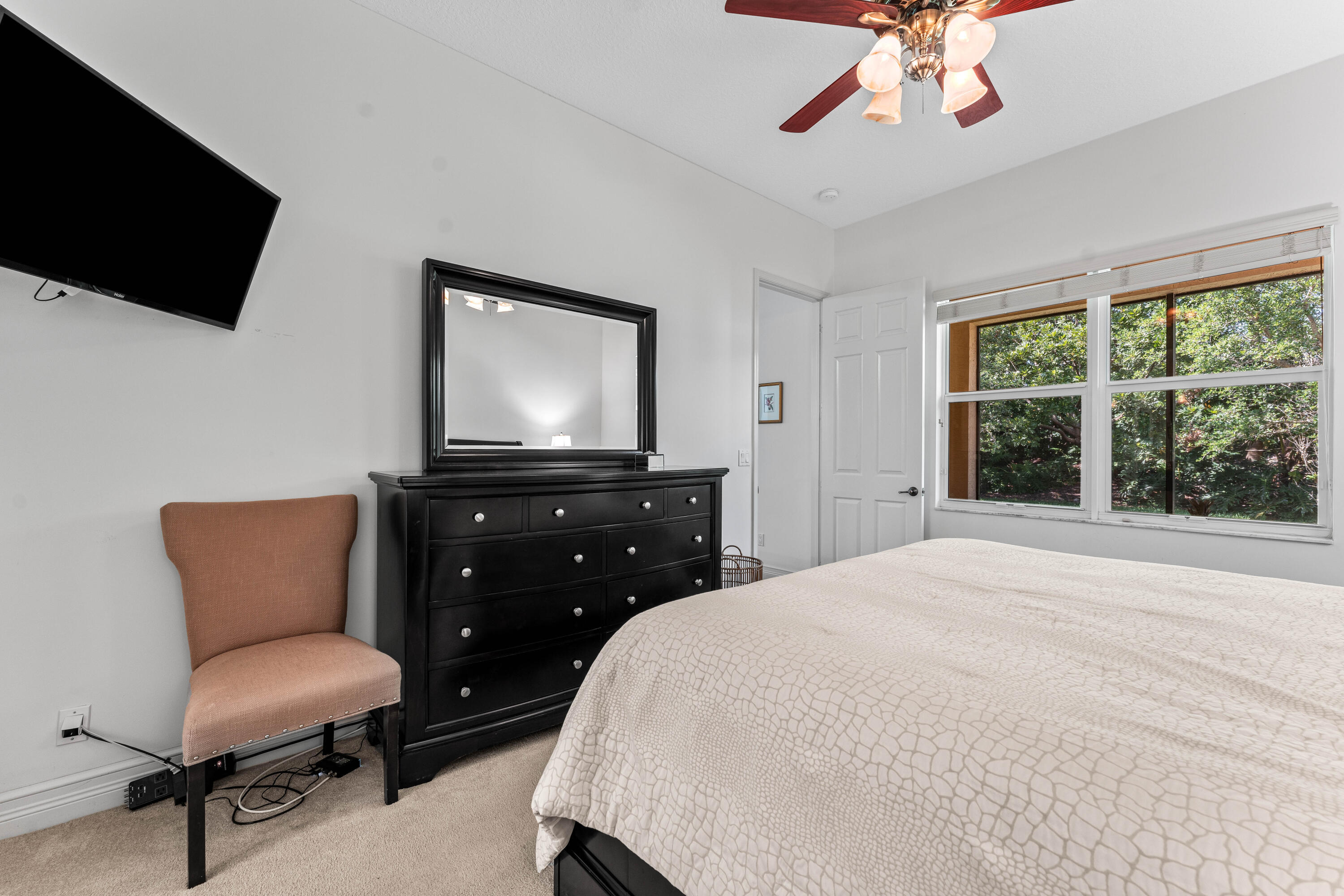 Valencia Cove - Residential