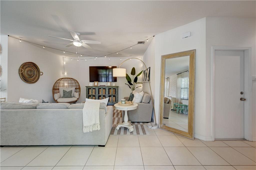 MADISON PLACE - Residential