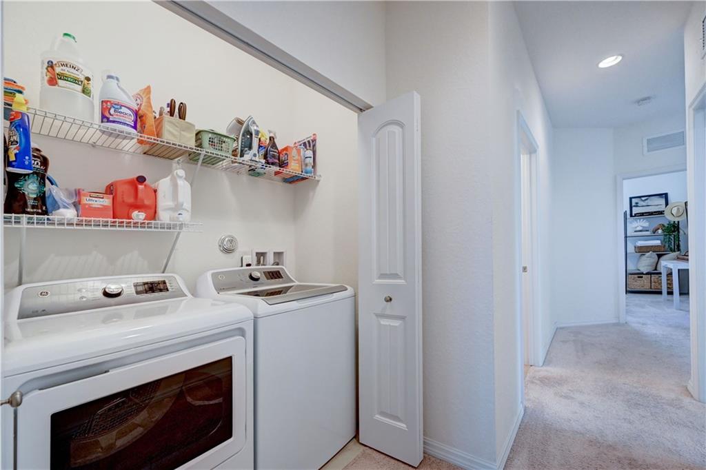 MADISON PLACE - Residential