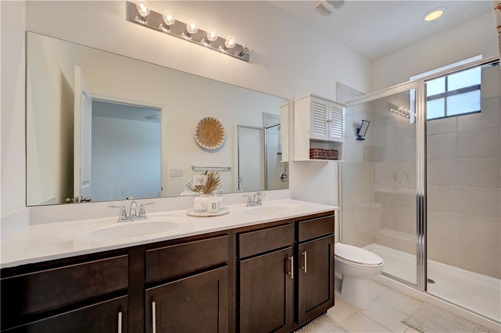 MADISON PLACE - Residential