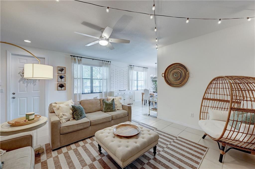 MADISON PLACE - Residential