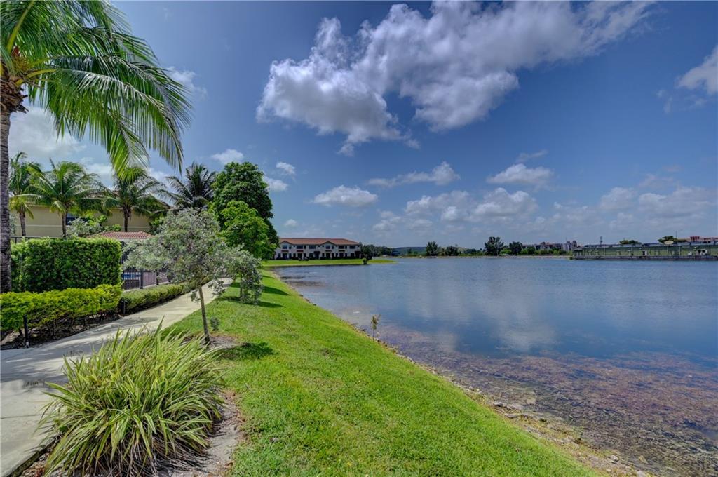 MADISON PLACE - Residential